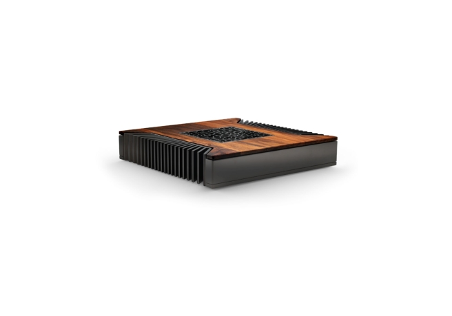 Titan_Wood