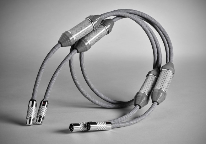 IC_Omega_X_XLR_Full_2